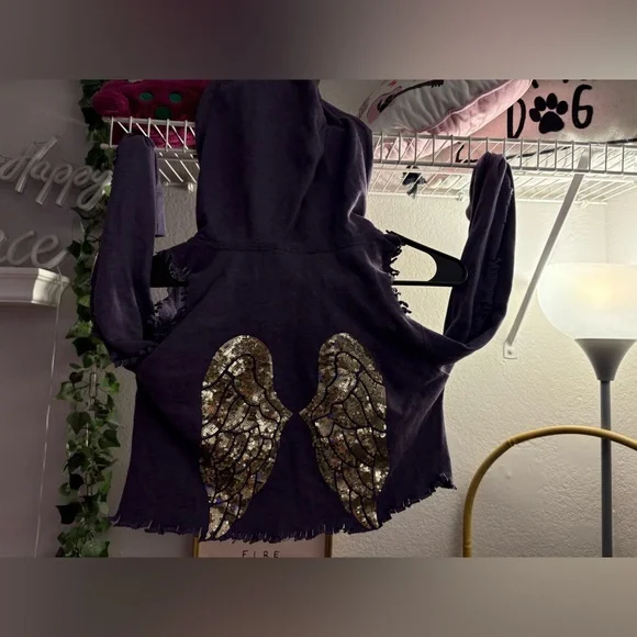 Extremely Rare Victoria's Secret Fashion Show Cold Shoulder Crop Hoodie - Picture 3 of 5